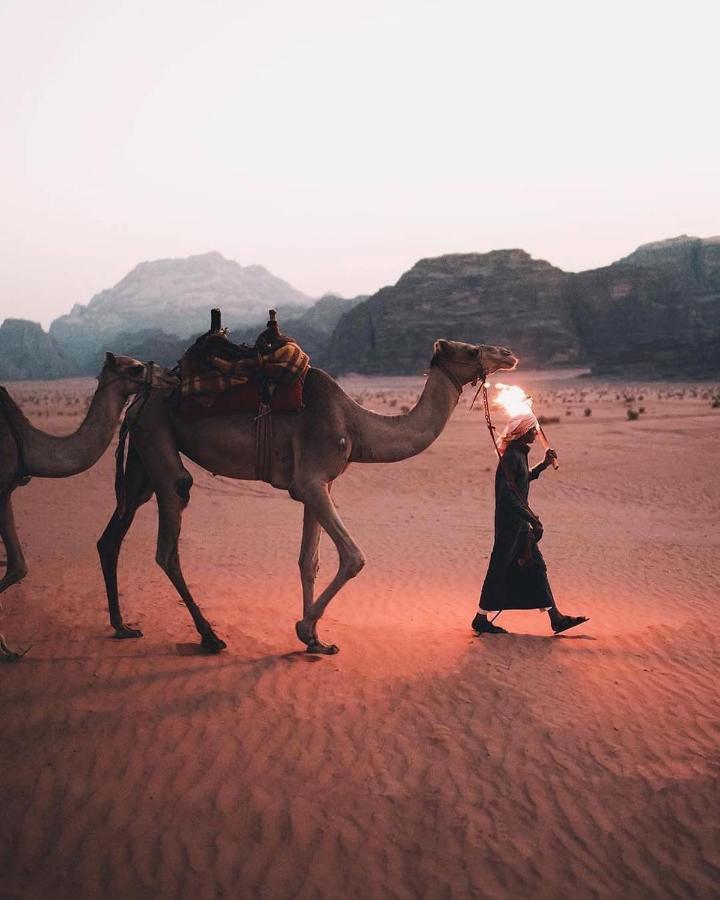 Golden Day Hotel Wadi Rum Exterior photo